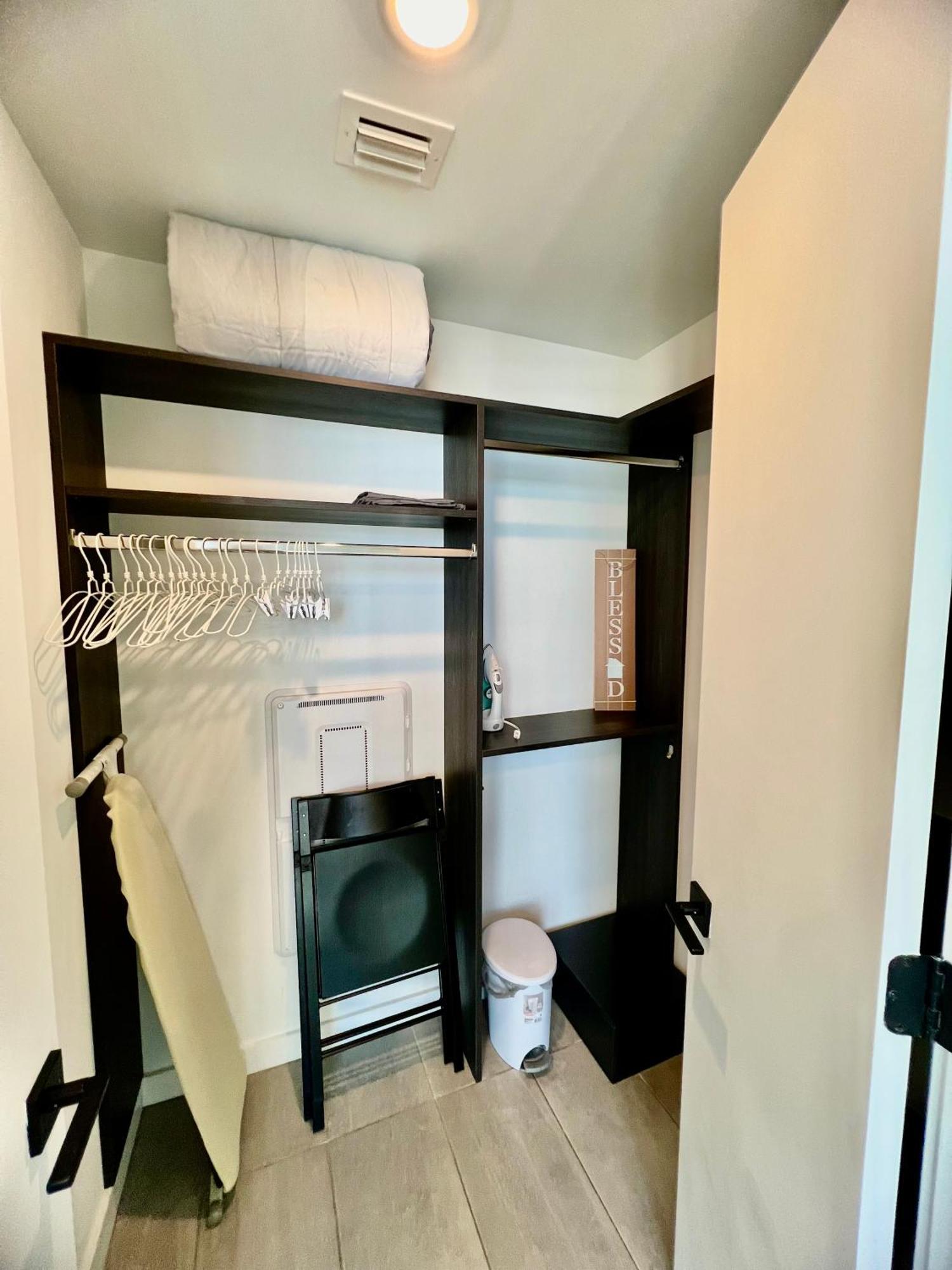 Spacious Studio In The Heart Of Downtown Miami Apartment Екстериор снимка