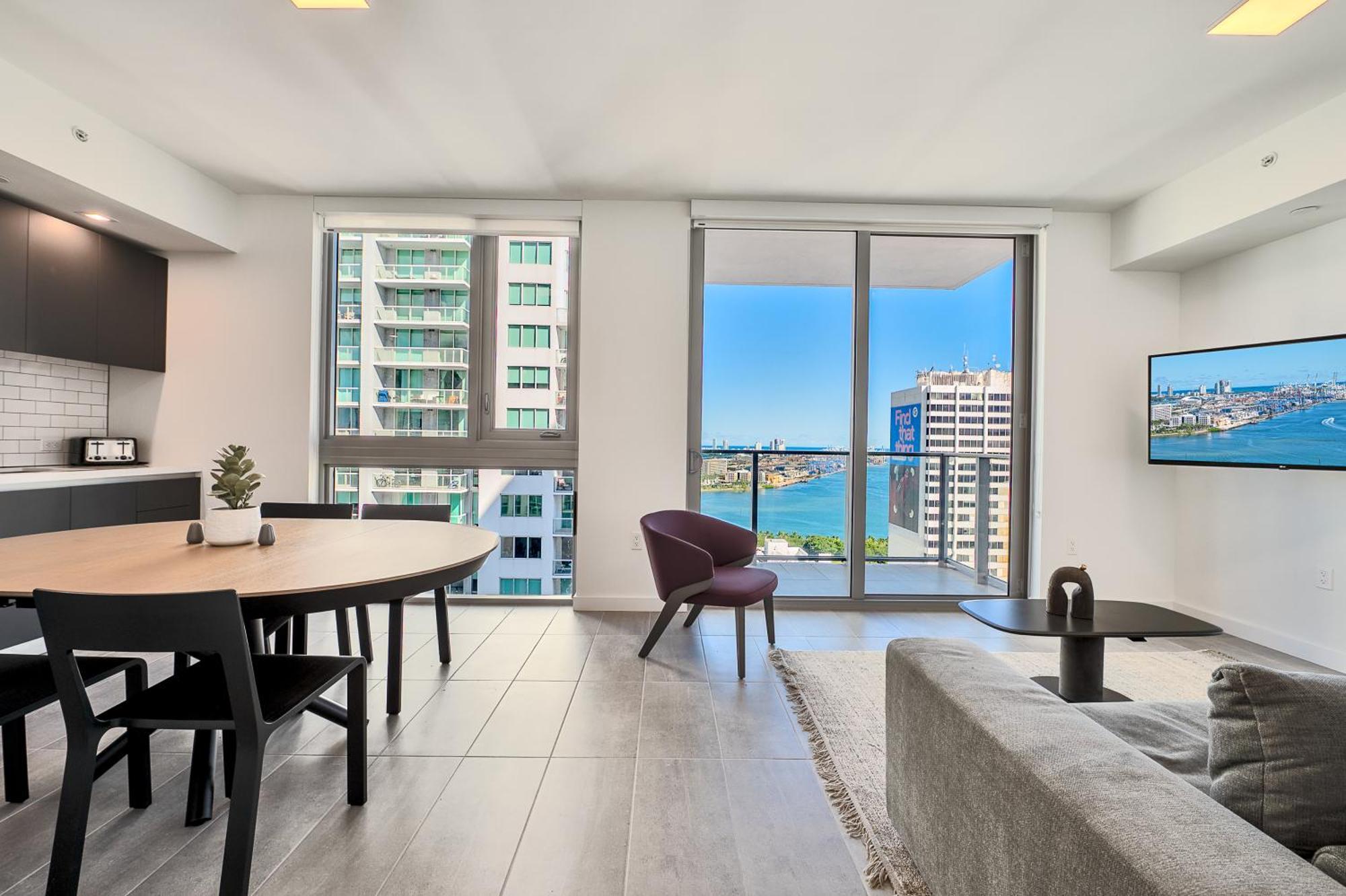 Spacious Studio In The Heart Of Downtown Miami Apartment Екстериор снимка